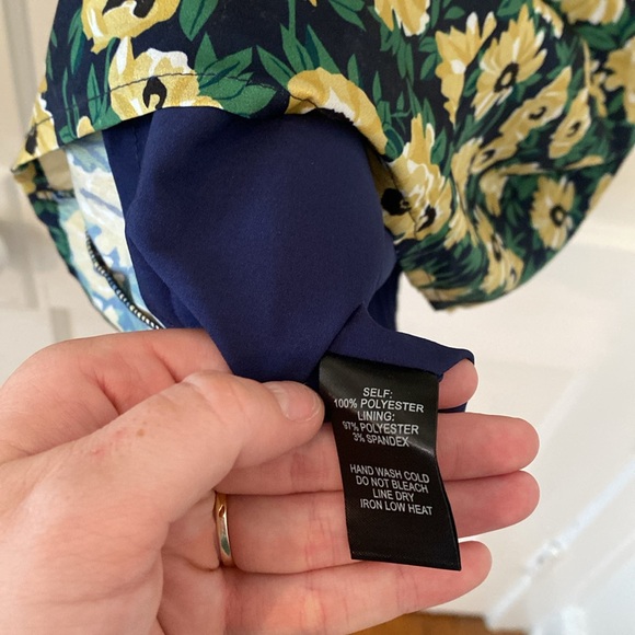 NWT Lulu’s Floral Inclusive Navy Blue Floral Print Puff Sleeve Mini Dress - Picture 12 of 12